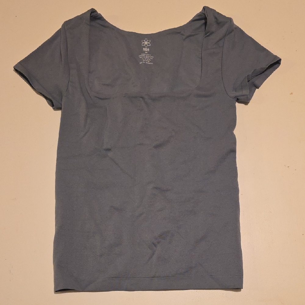Aura Gray Short Sleeve Tee